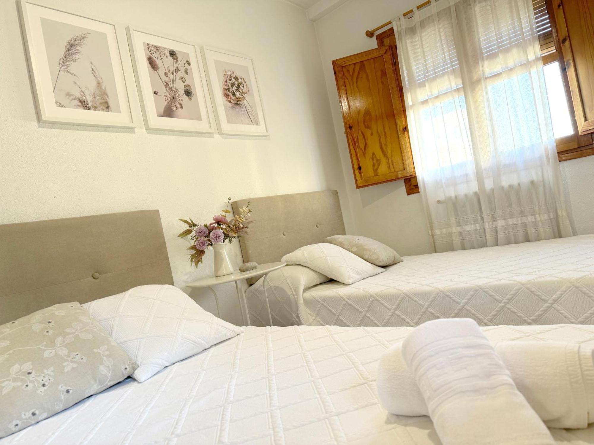 Vut Casa Orrios, En El Centro De Alcaniz. Buitenkant foto