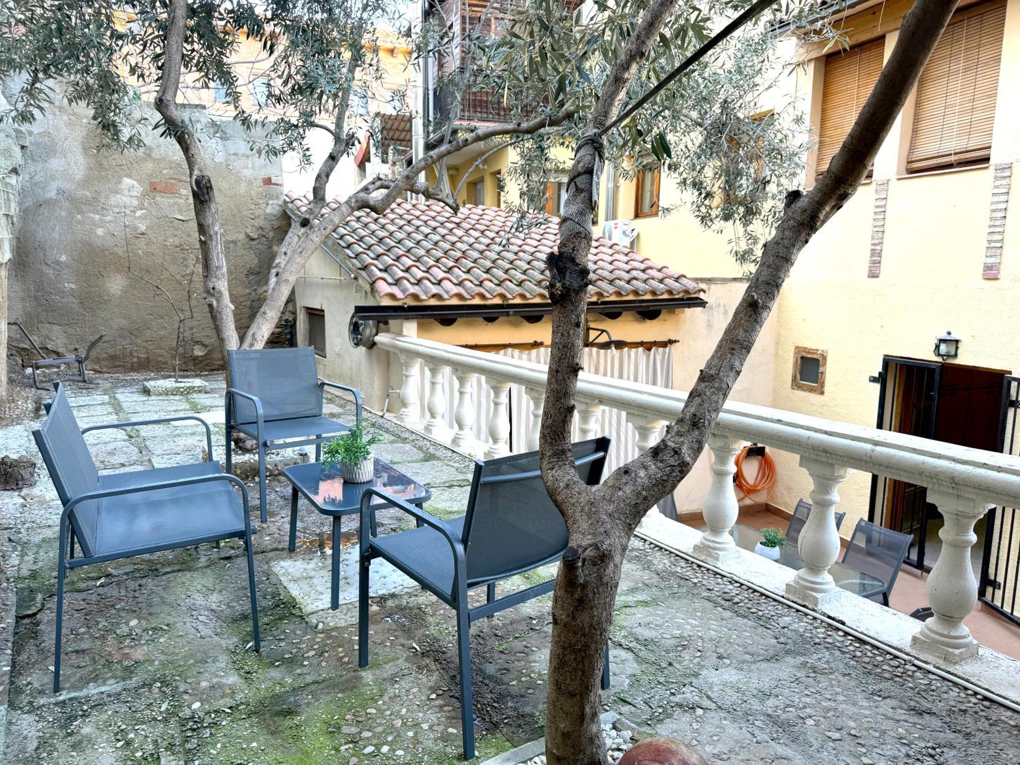 Vut Casa Orrios, En El Centro De Alcaniz. Buitenkant foto