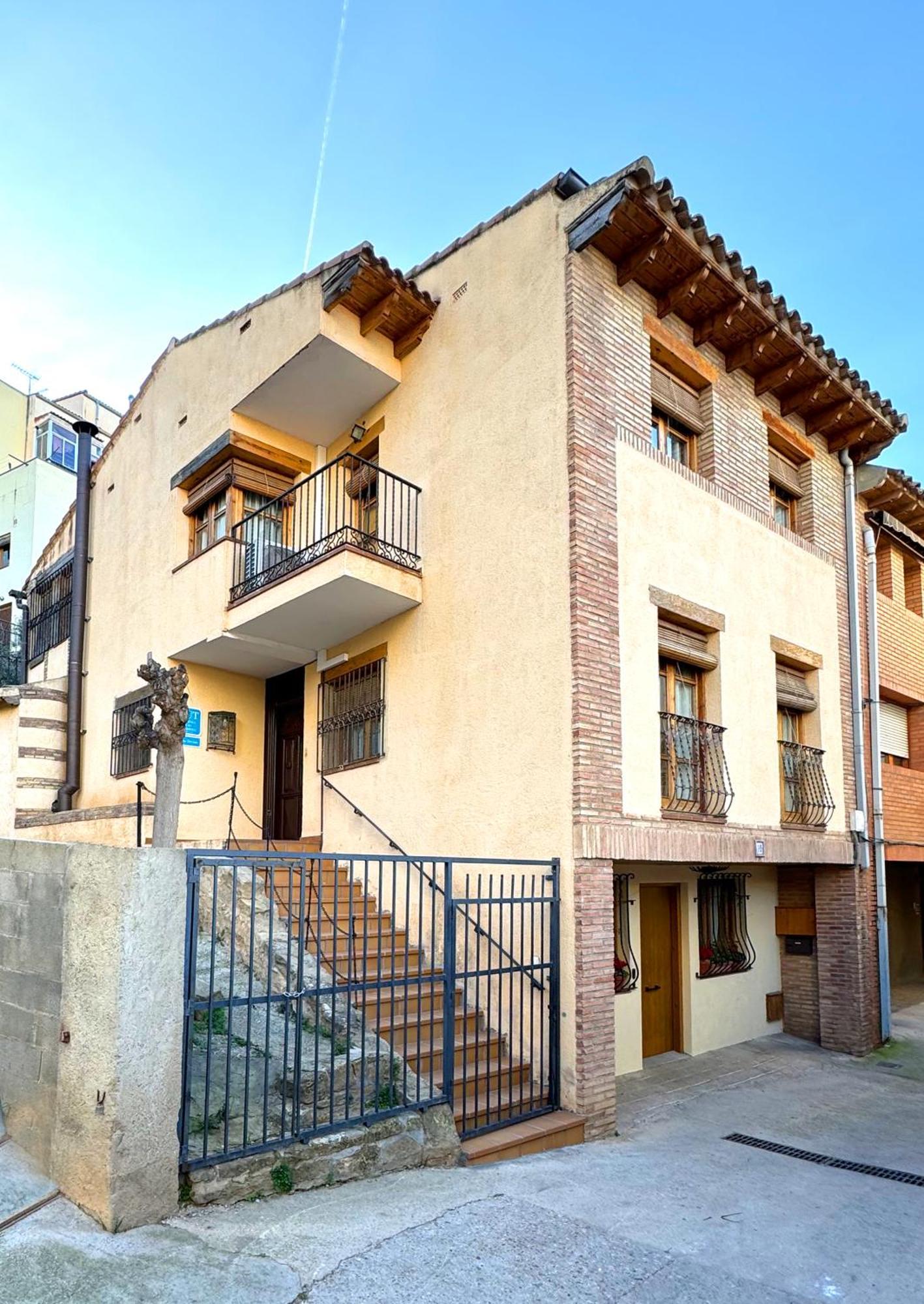 Vut Casa Orrios, En El Centro De Alcaniz. Buitenkant foto